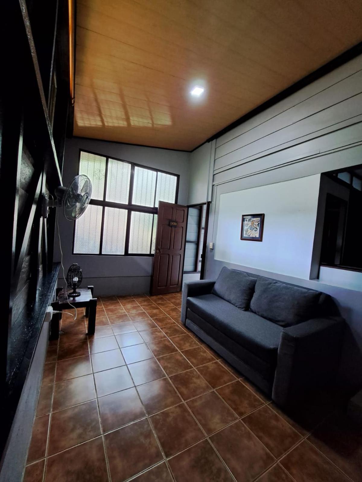 Avita Lodge Quesada  Extérieur photo